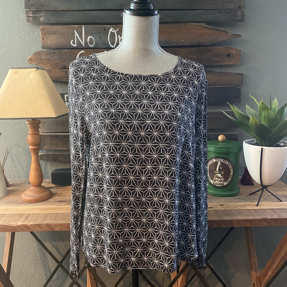H&M Geometric Print Long Sleeve Blouse